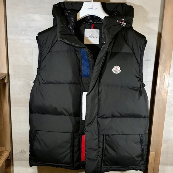 Moncler Vest Men's Lafage Flag Hooded Puffer SZ M - Picture 1 of 6